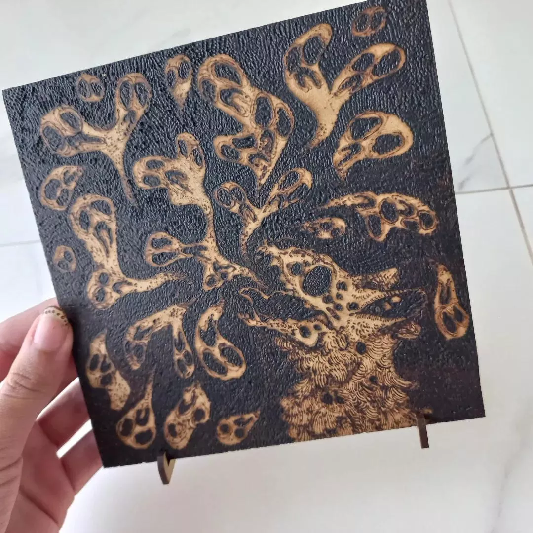 Skulldog woodburn stand piece I just made :3 (available)