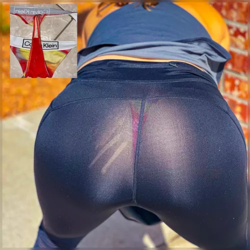 Summer thong at the gym before it’s too late! ( PS: Stares got me a little excited😅)