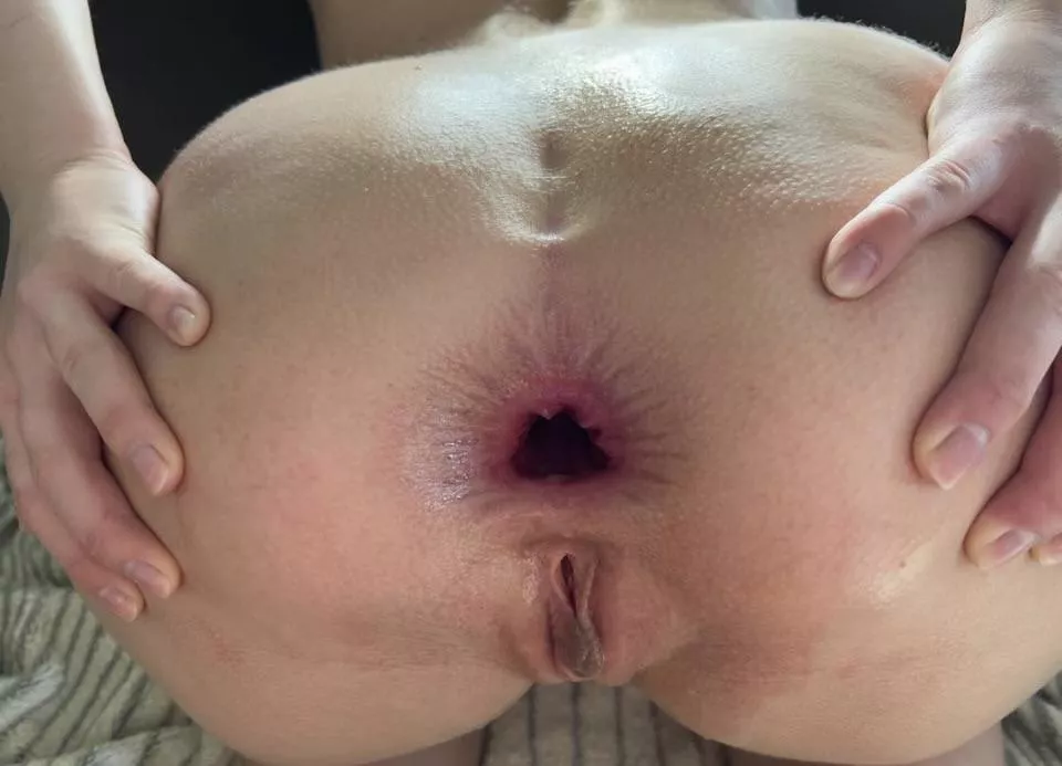 What do you think of my Teen GF. Soon Anal fisting 🫡