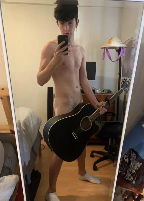 what song do you want me to play 😜