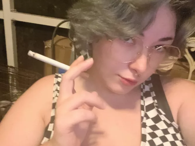 Anyone here like thicc wasian heavy smokers?