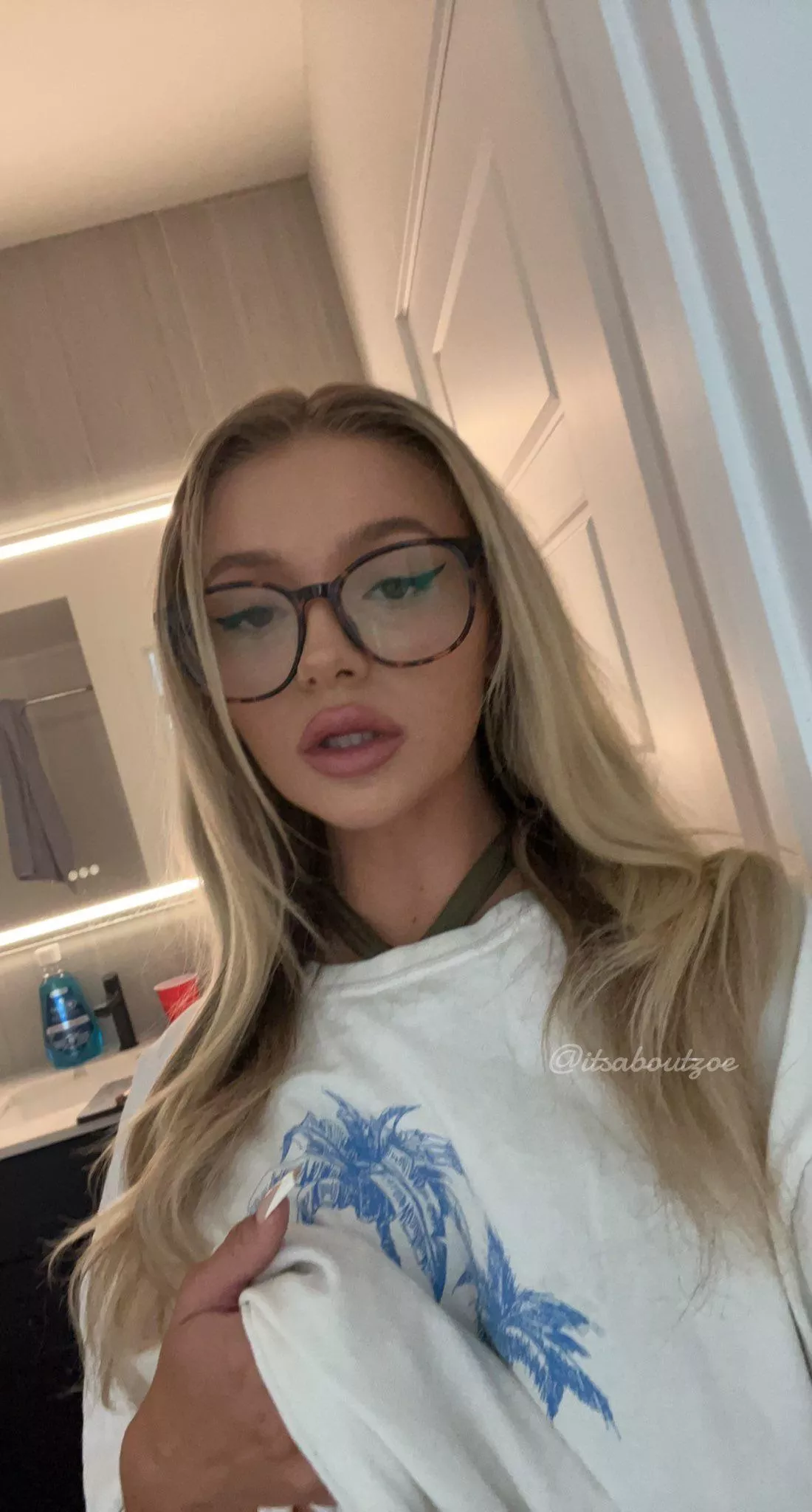 Don’t you just wanna say yes to everything I ask for [domme]