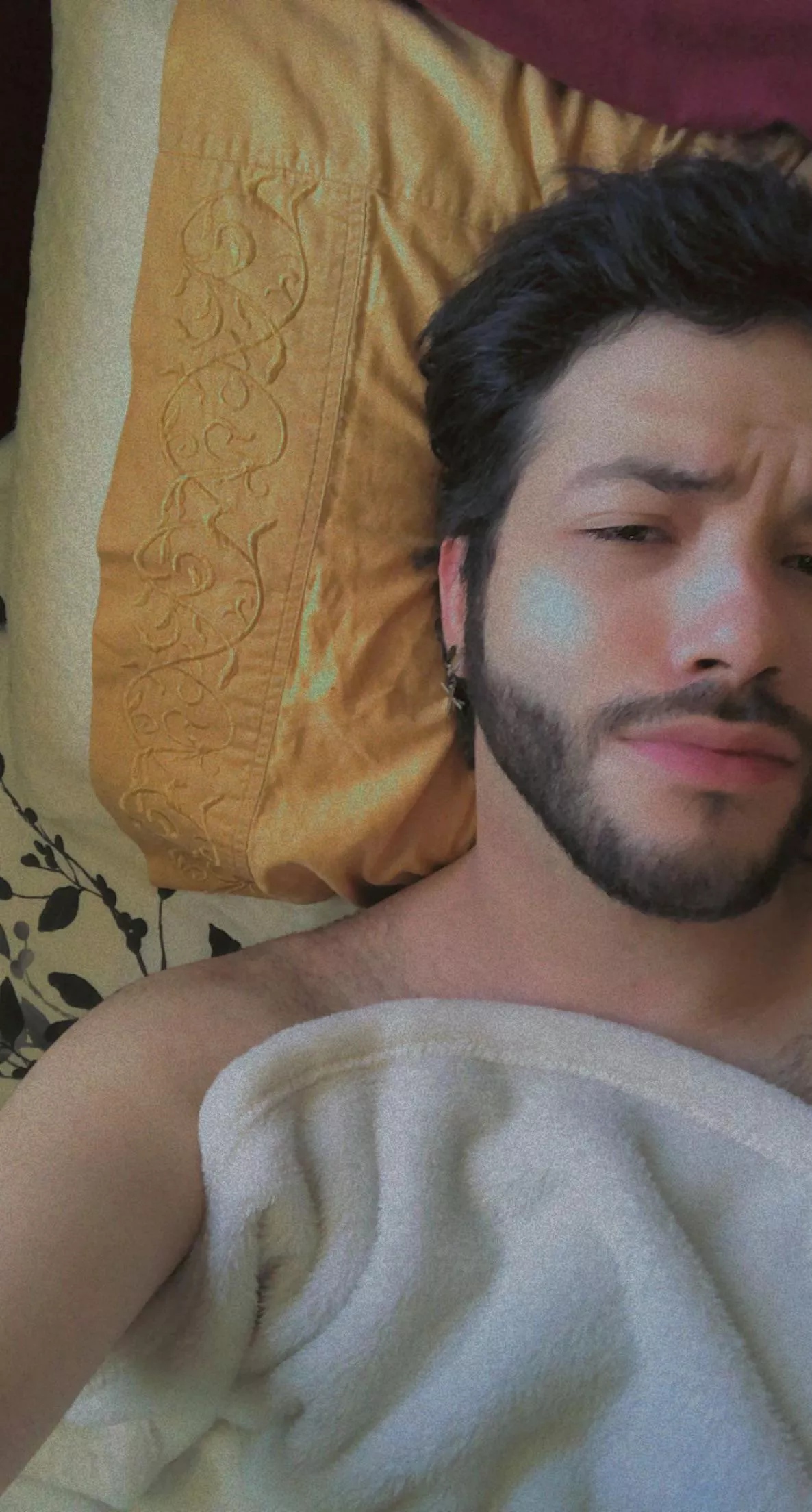 Feel super lazy.. but happy Saturday 😌