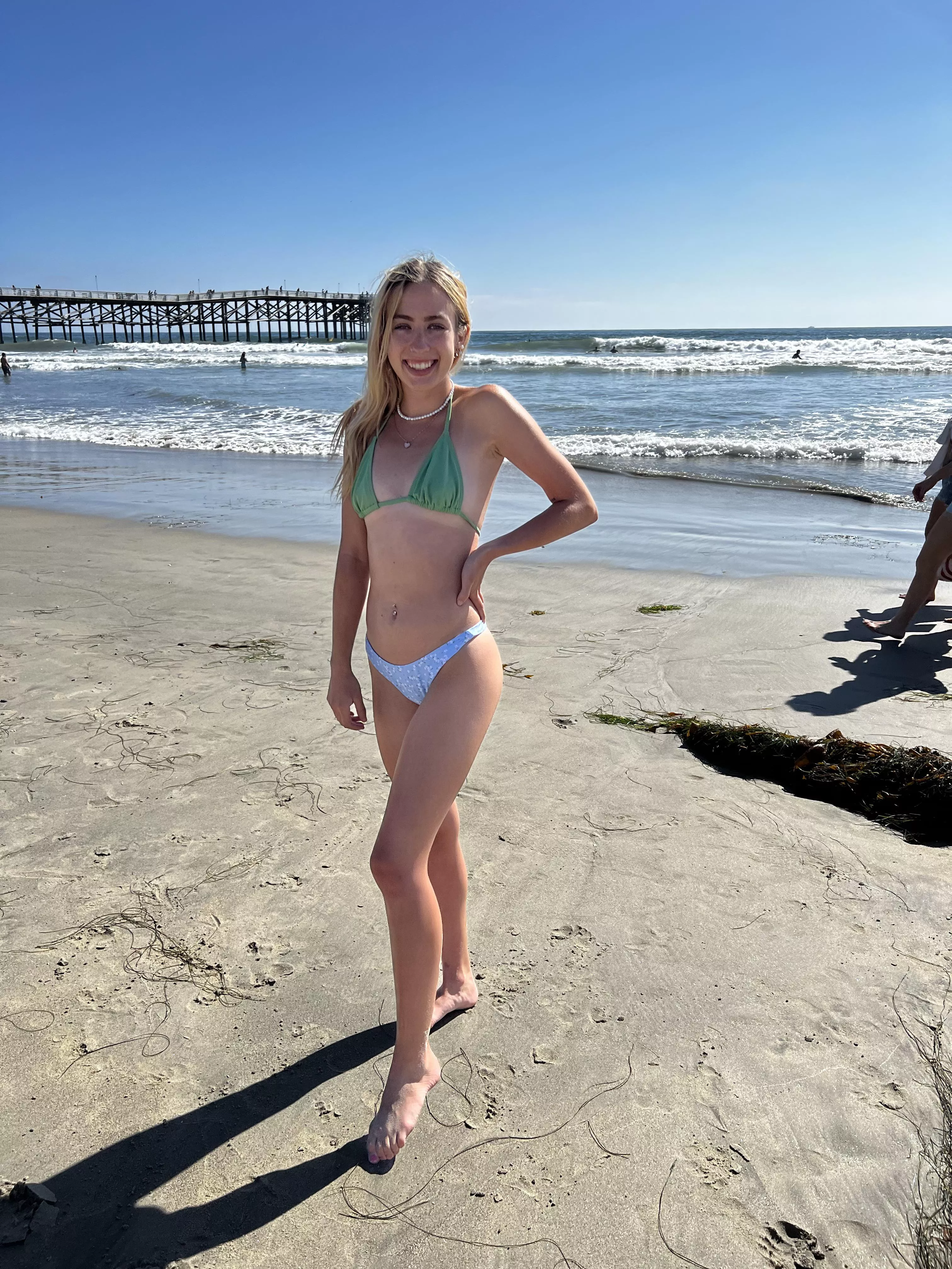 I always want to show off around people but I get nervous!