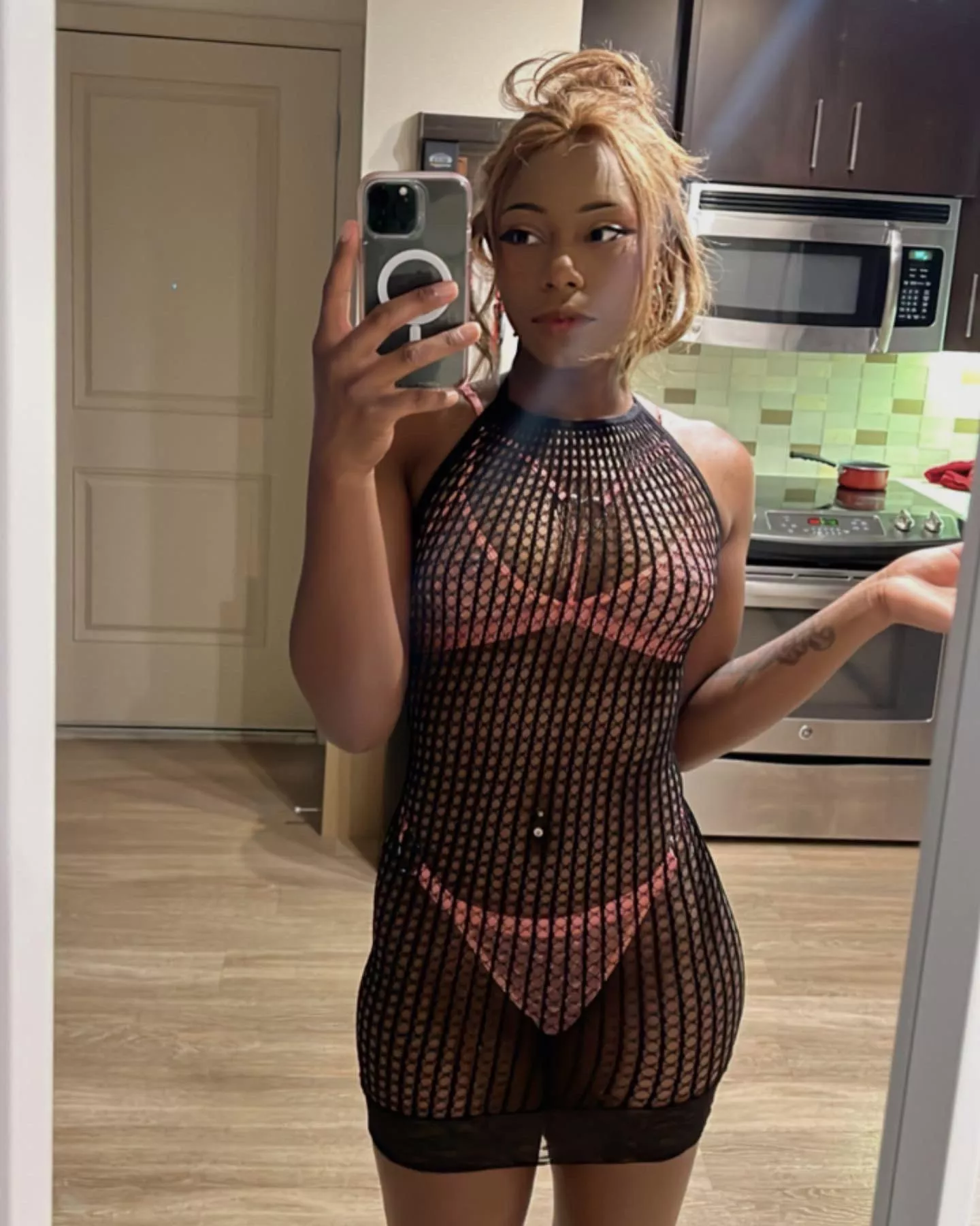 I want you to be my cucky girl and send me porn gifs of how I’d be sleeping with other guys with your consent if we dated hurry up message me