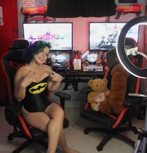 Let's play together 🎮🕹️