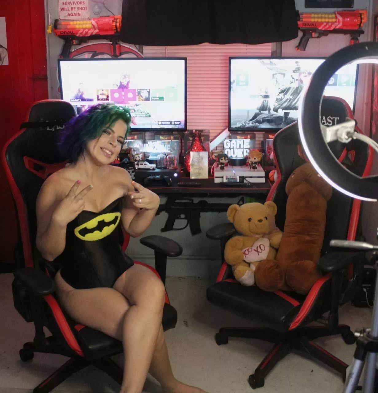 Let's play together 🎮🕹️