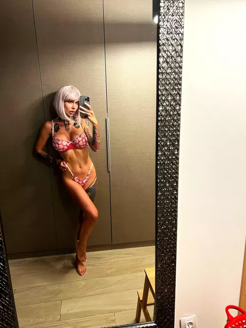 My attempt to distract you from your busy day? how’d it work?