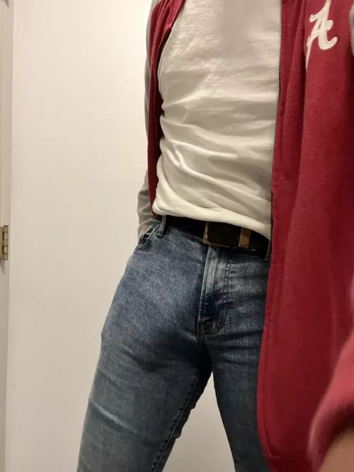 My customer said ,” there’s something in your pants!” 🙊😈🍆