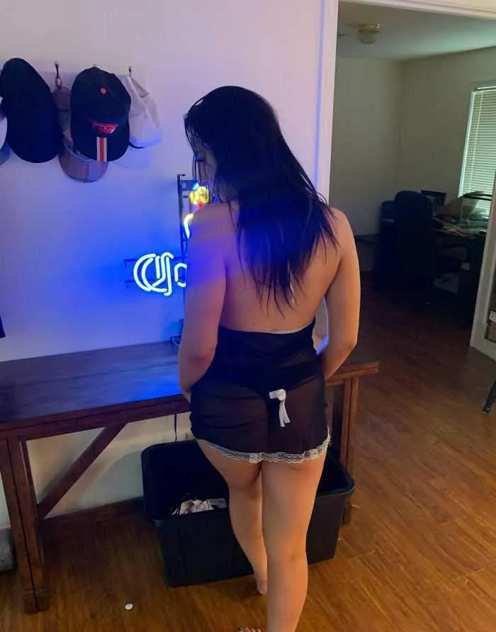 Portland pdx Id love to dress up for you and be your sexy French maid 😈