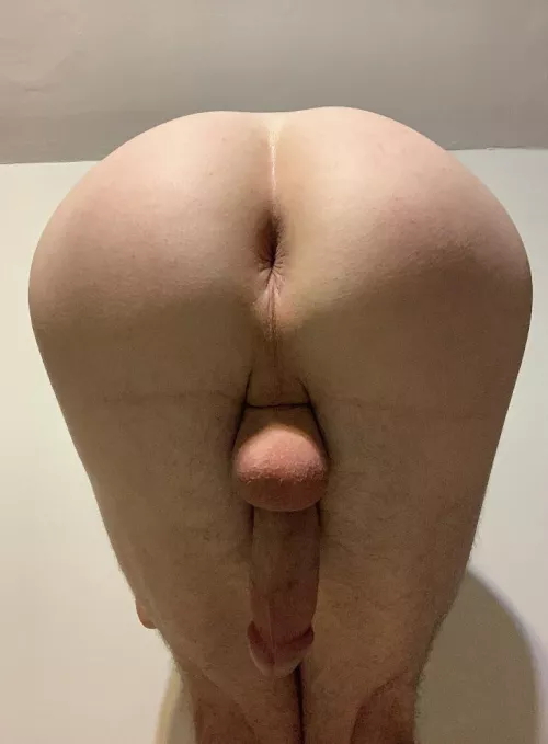 Pull on my balls while your balls deep 💦