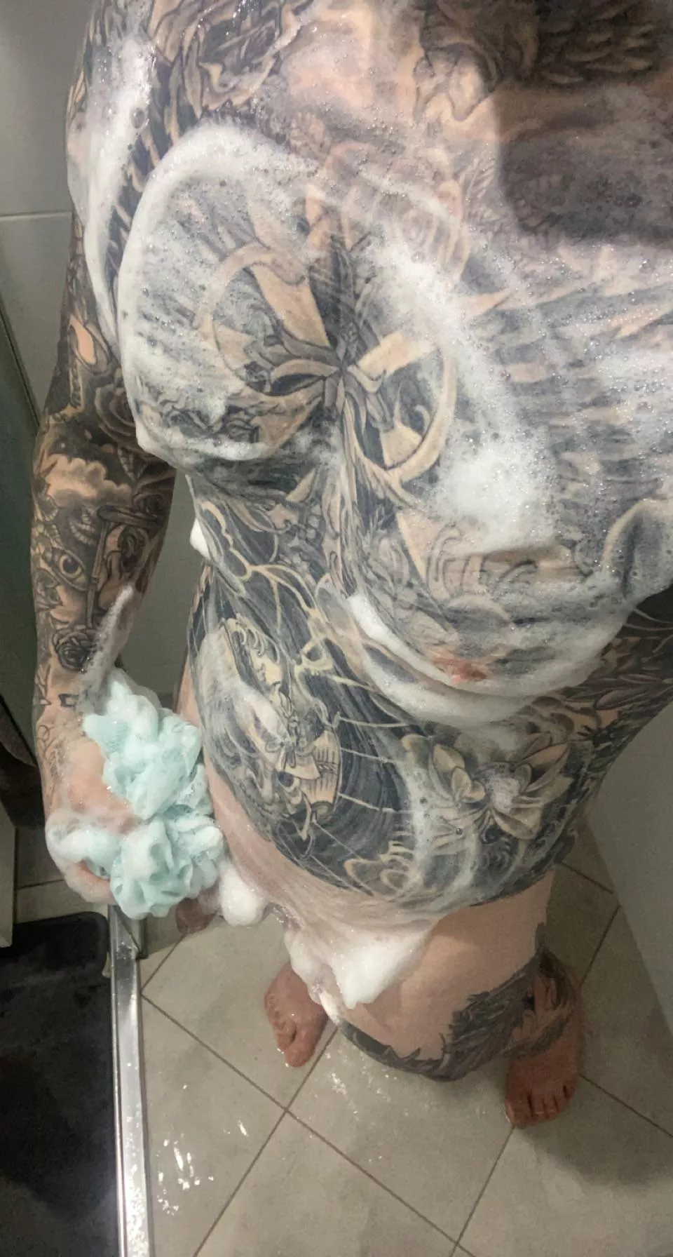 Shower time 🤤 🧼