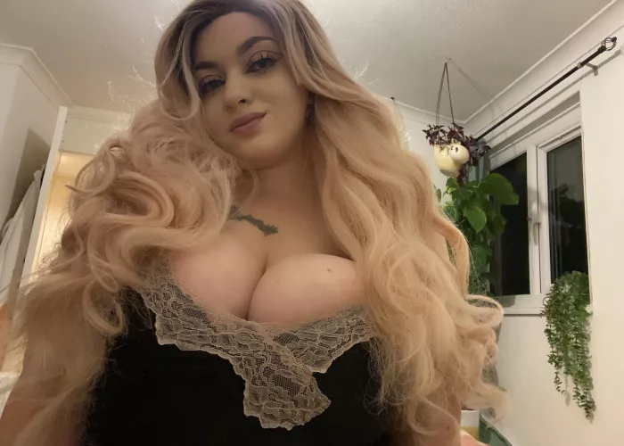 Thought I’d try and fit in to something with a little lace