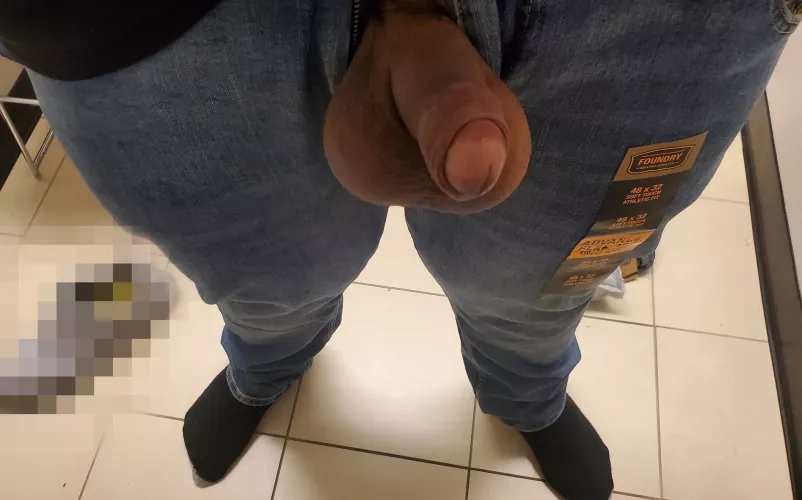 [42]M Finish helping me try on these pants in the dressing room?