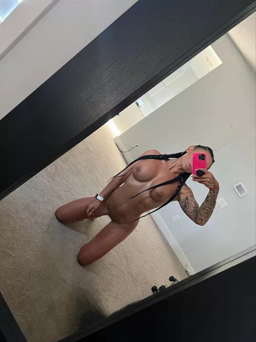 A little Sunday selfie , on my knees of course