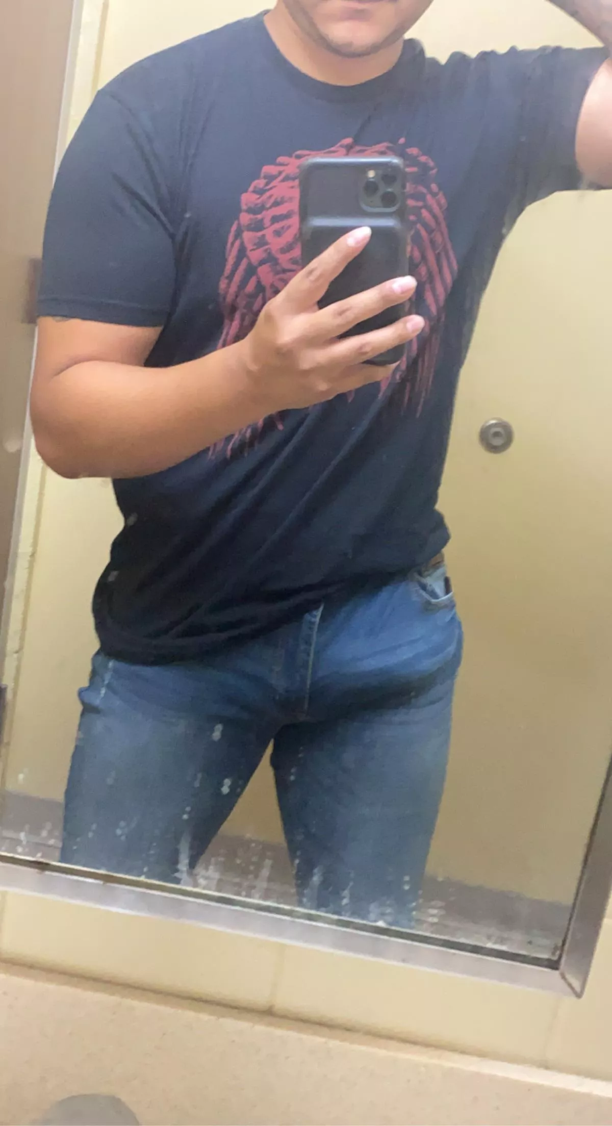 Bulge today let’s take it to the mall