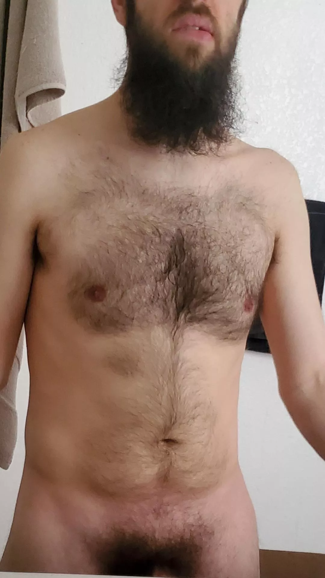 hmmm 🤔 is it time for a trim?