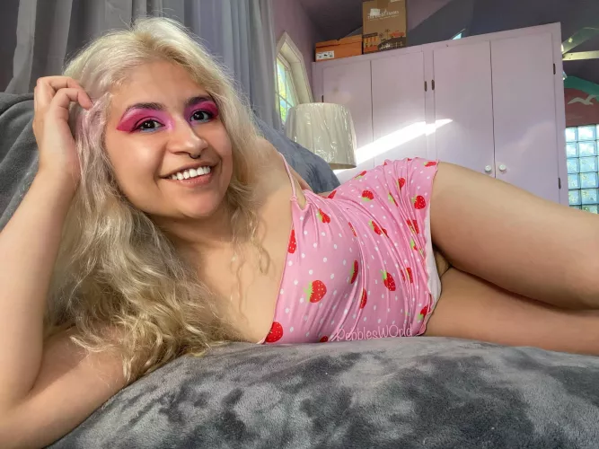 I look innocent but I fuck like a criminal ;)