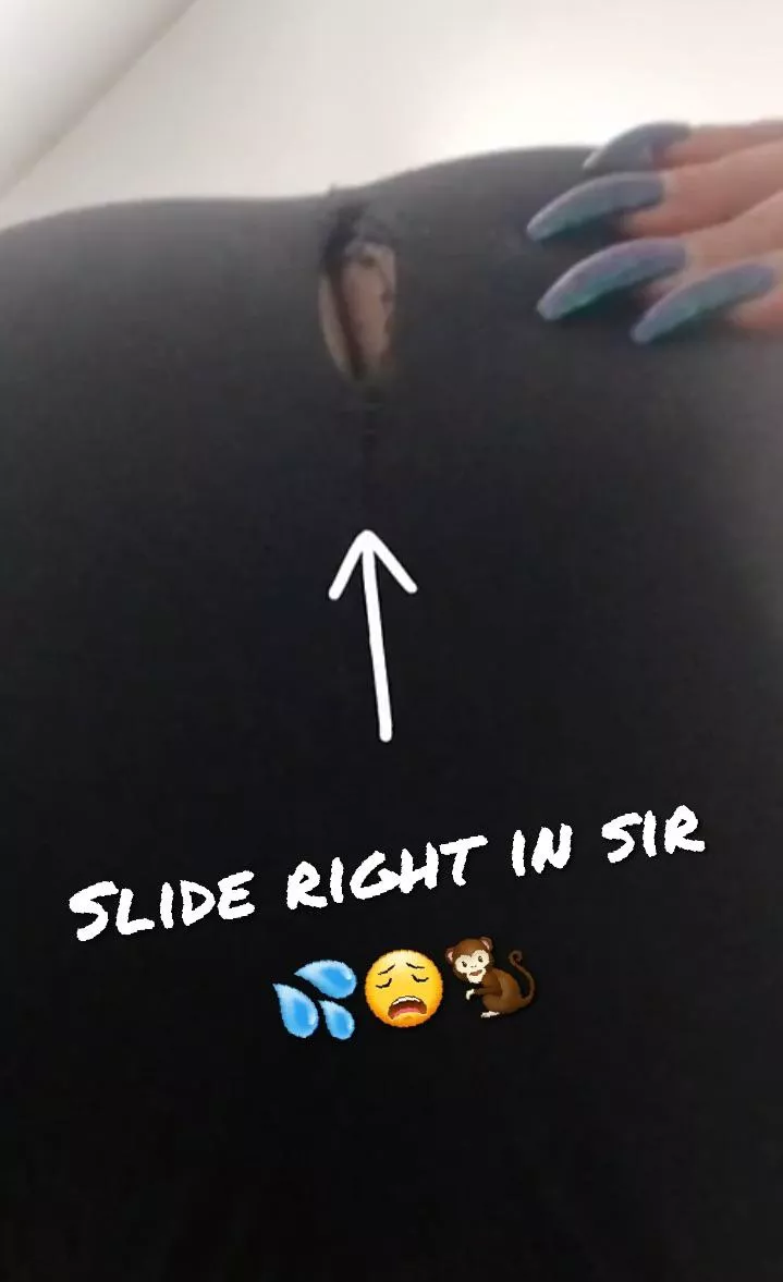 I WEAR THESE TO WORK IN CASE I GET A Alpha COCK TO SIT ON IN THE BATHROOM 🙈🍌💦💦Dump a load sir 🥴🙏🏾