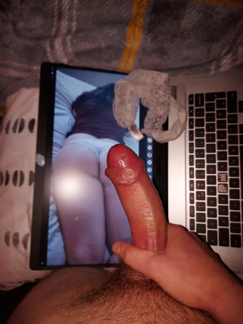 [Kik: yolodan_xxx] Who wants me to wank my bwc all over your thick sluts and sexy milfs. Bonus if they are in lingerie or a bikini. Best one gets my cum.