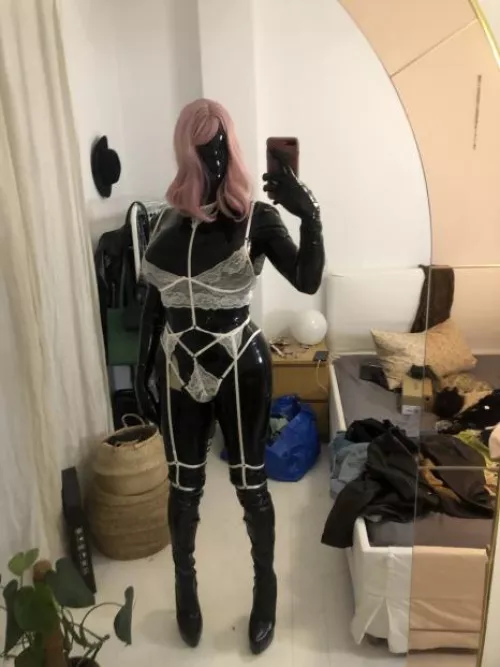 Latex housedrone ready to go online