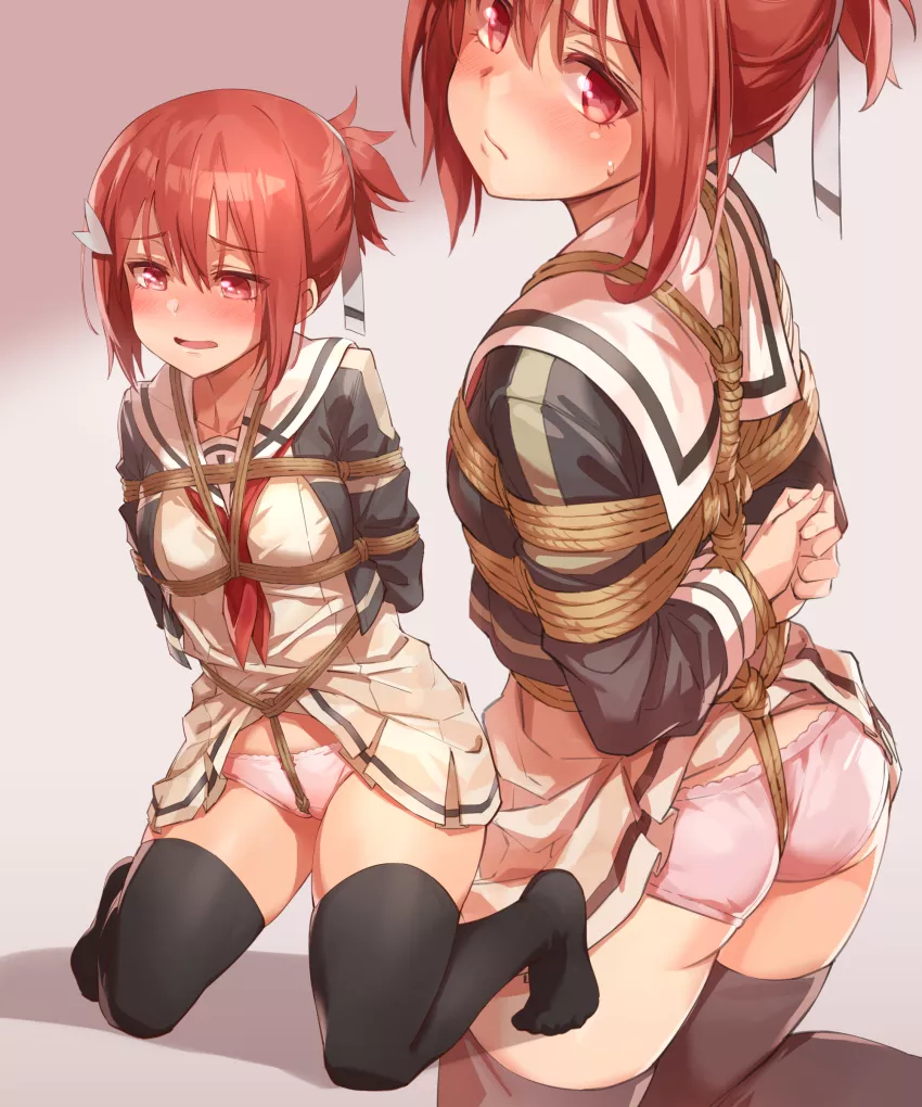 looks good so far, and now the legs!