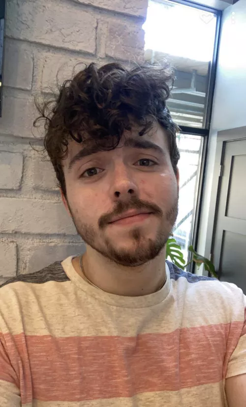 My hair is starting to get its own separate personality 😅