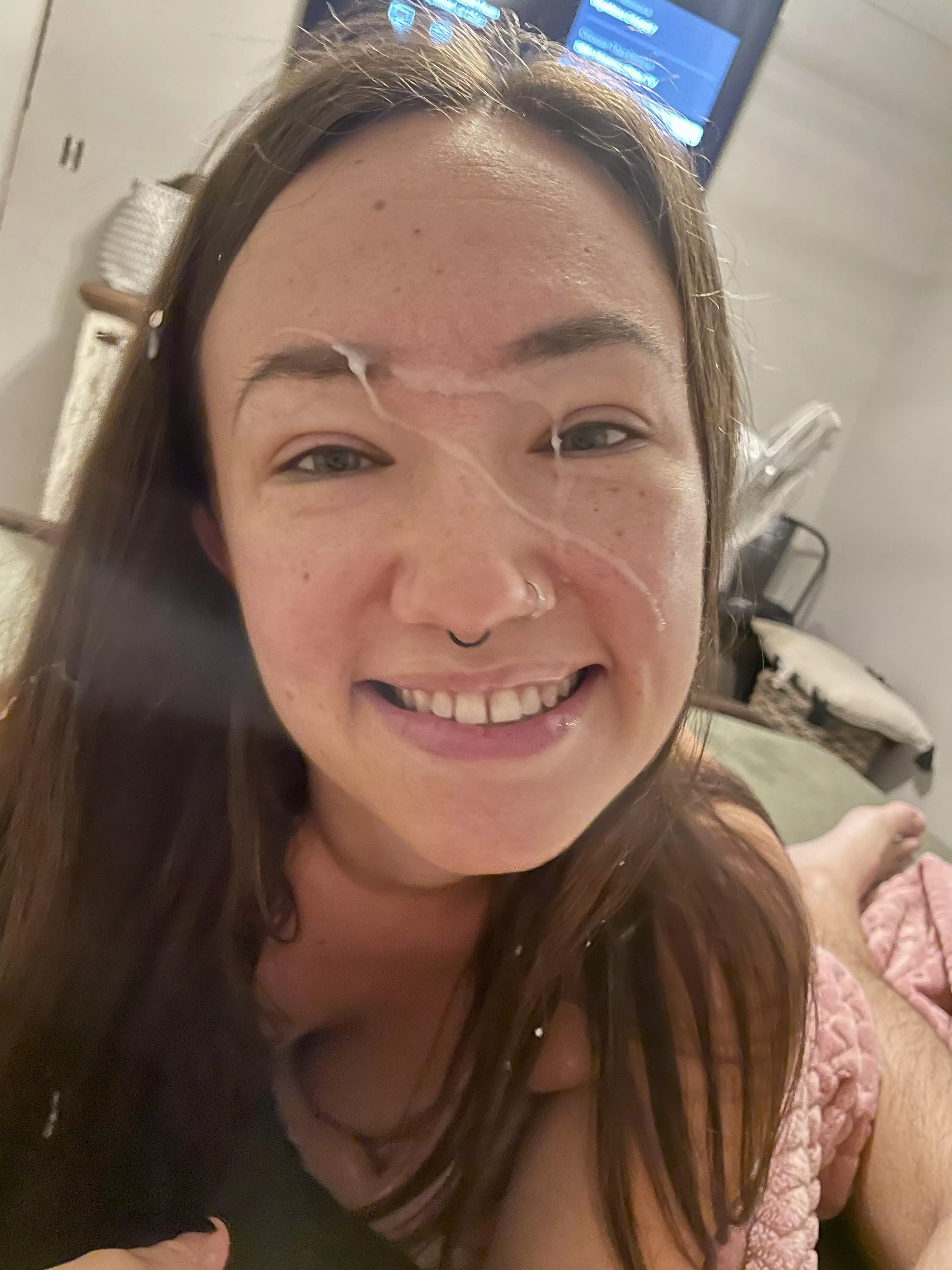 Paint my face with your cream 🥺