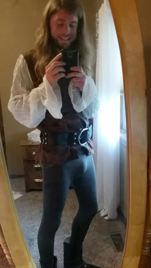 Robin hood halloween bulge. I need to do something like this again for Halloween this year!