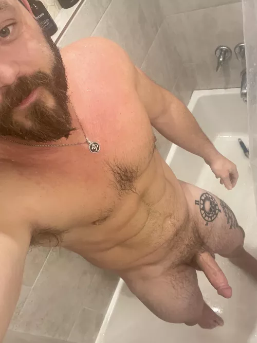 Shower selfie 👽💣