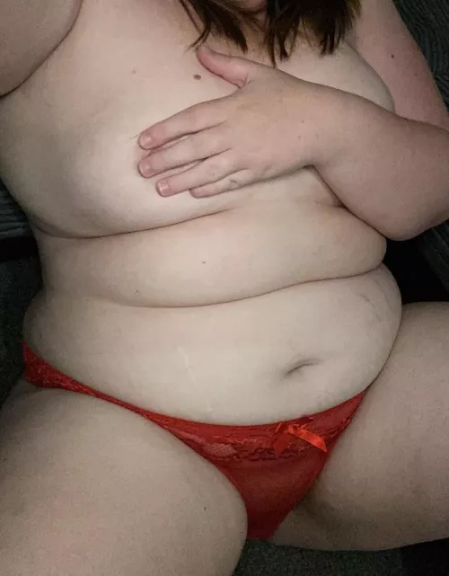 These panties are backless.. imagine the fun you could have 😏