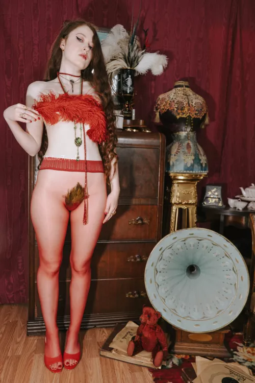 What do you think of my Red CDR Seamless Tights and Accessories?