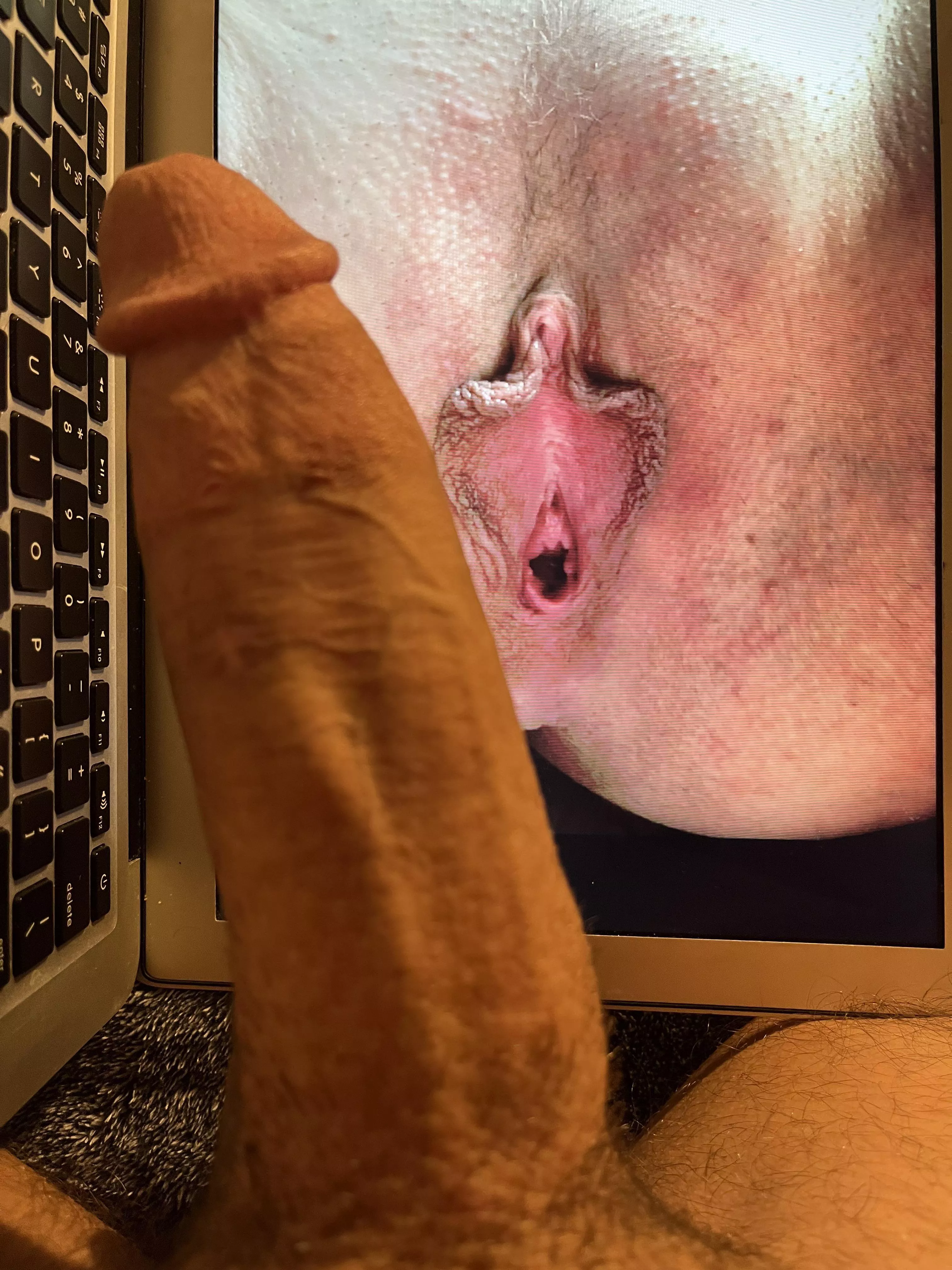 Who else wants to see their slut’s holes covered by my bwc?