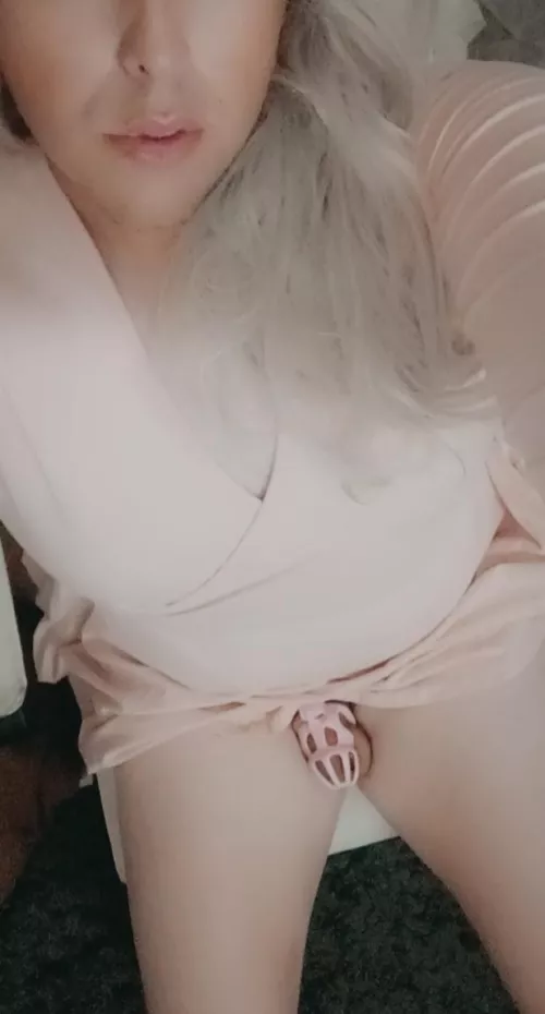 7 full weeks caged by my ex gf tomorrow 😍 im still a man though right?