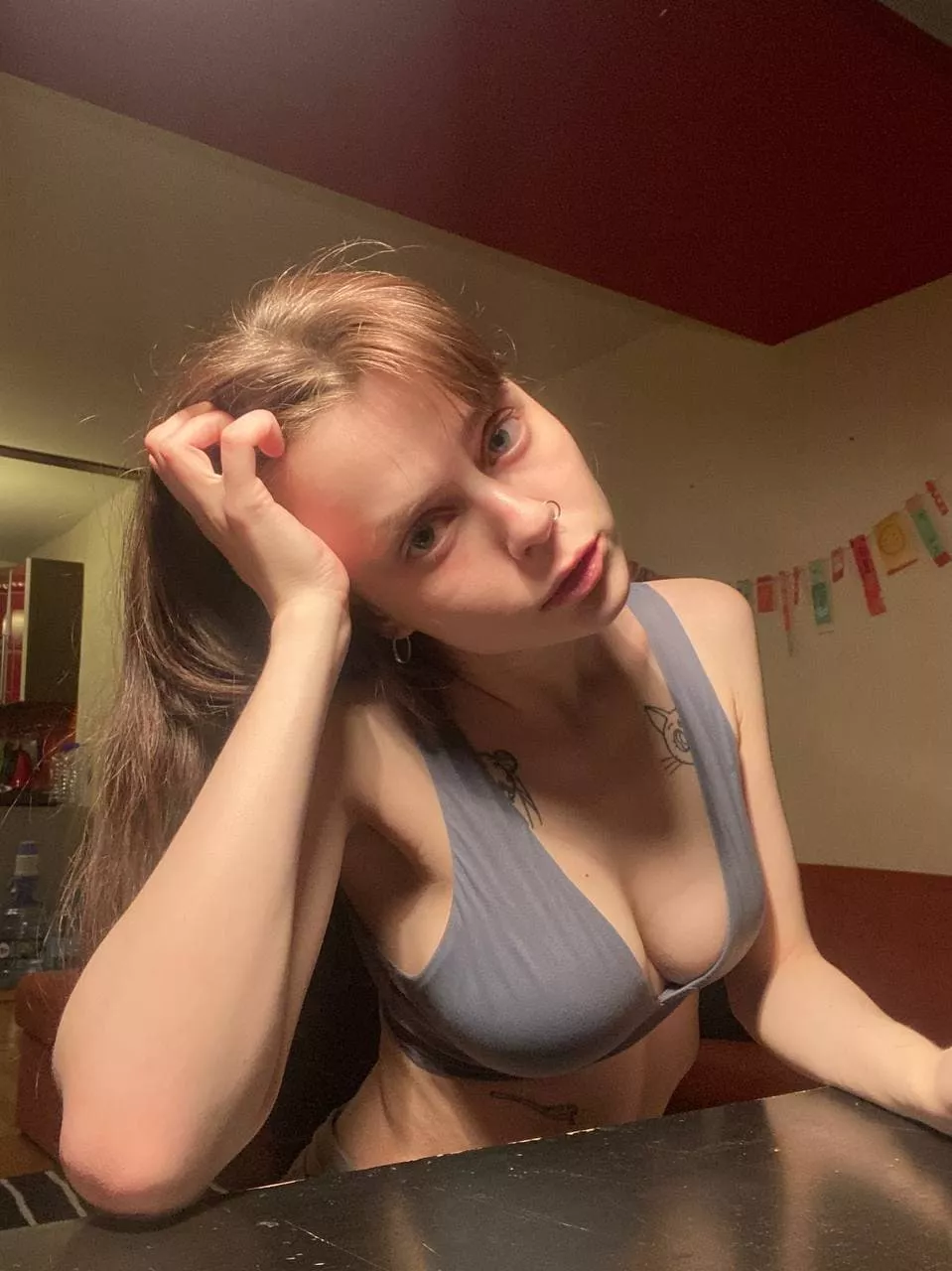 Do I look cute or hot?💖