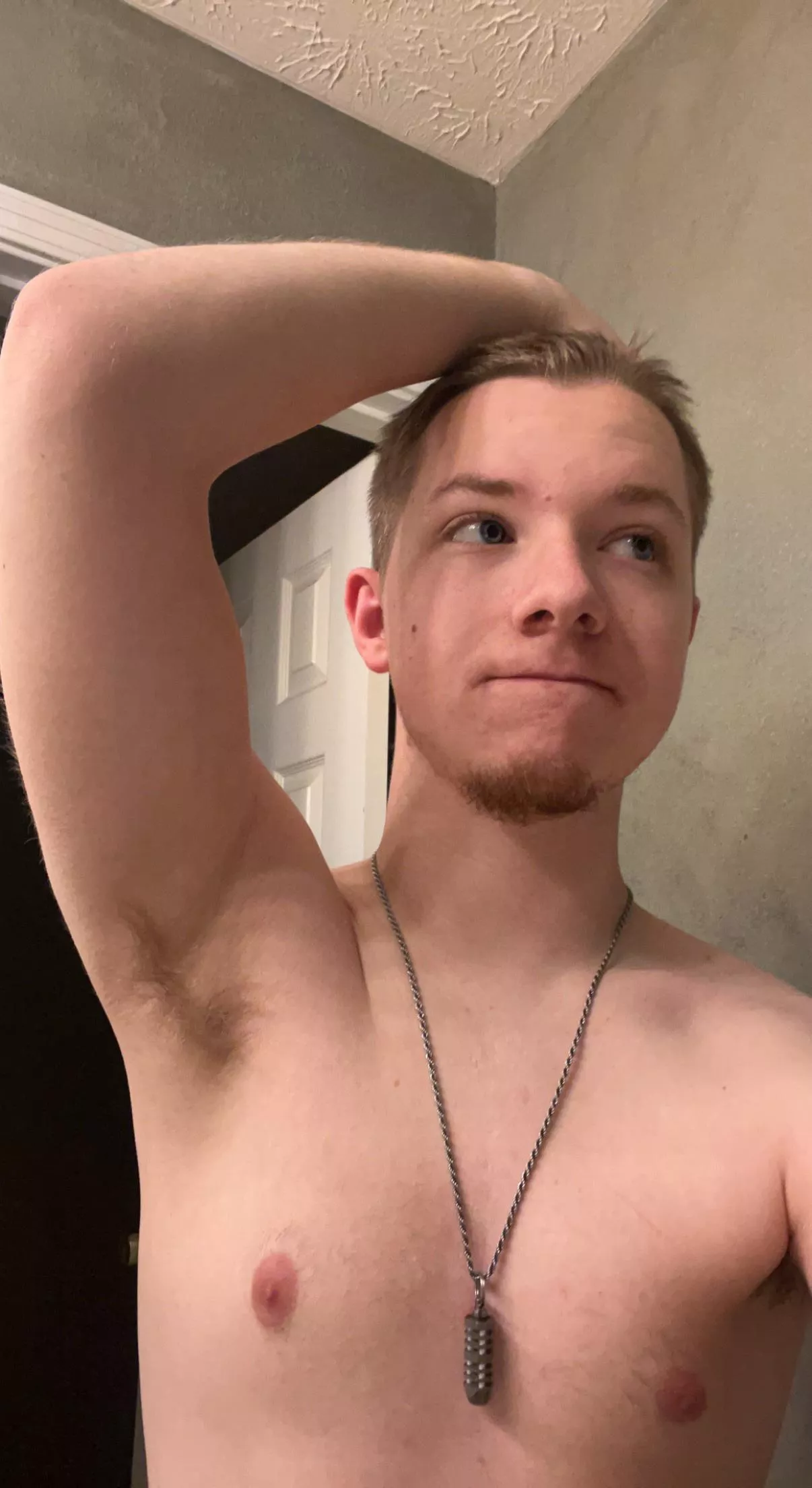 Hi I’m 5’6” and I need someone to reach things and cuddle me 😅