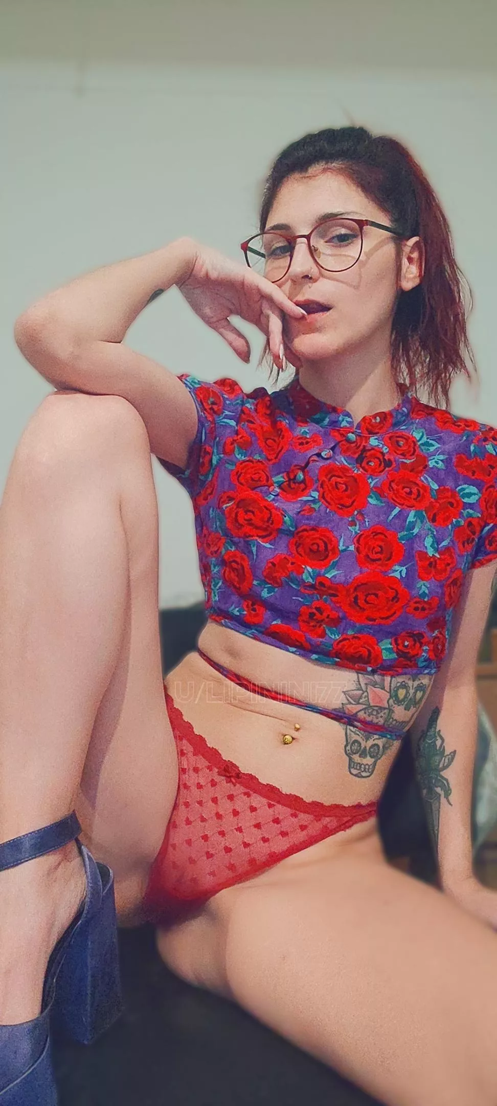 It's Monday again! I hope I can cheer you up. [F]