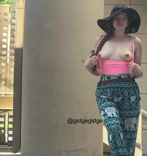 Love ya Edmonton ❤️ [f]