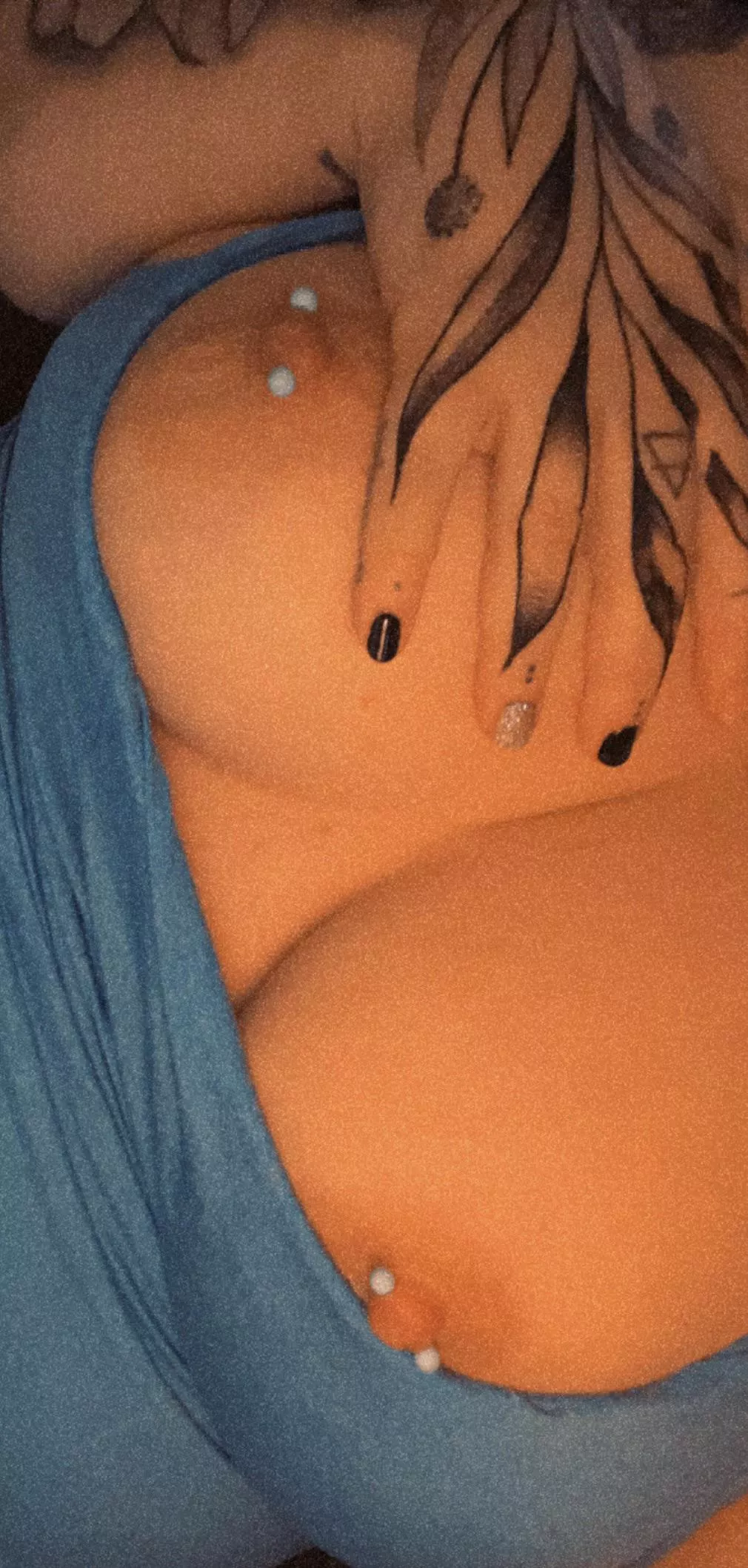 Suck on my tiddies Sunday! … that’s a thing right ? 😂🍈(F)