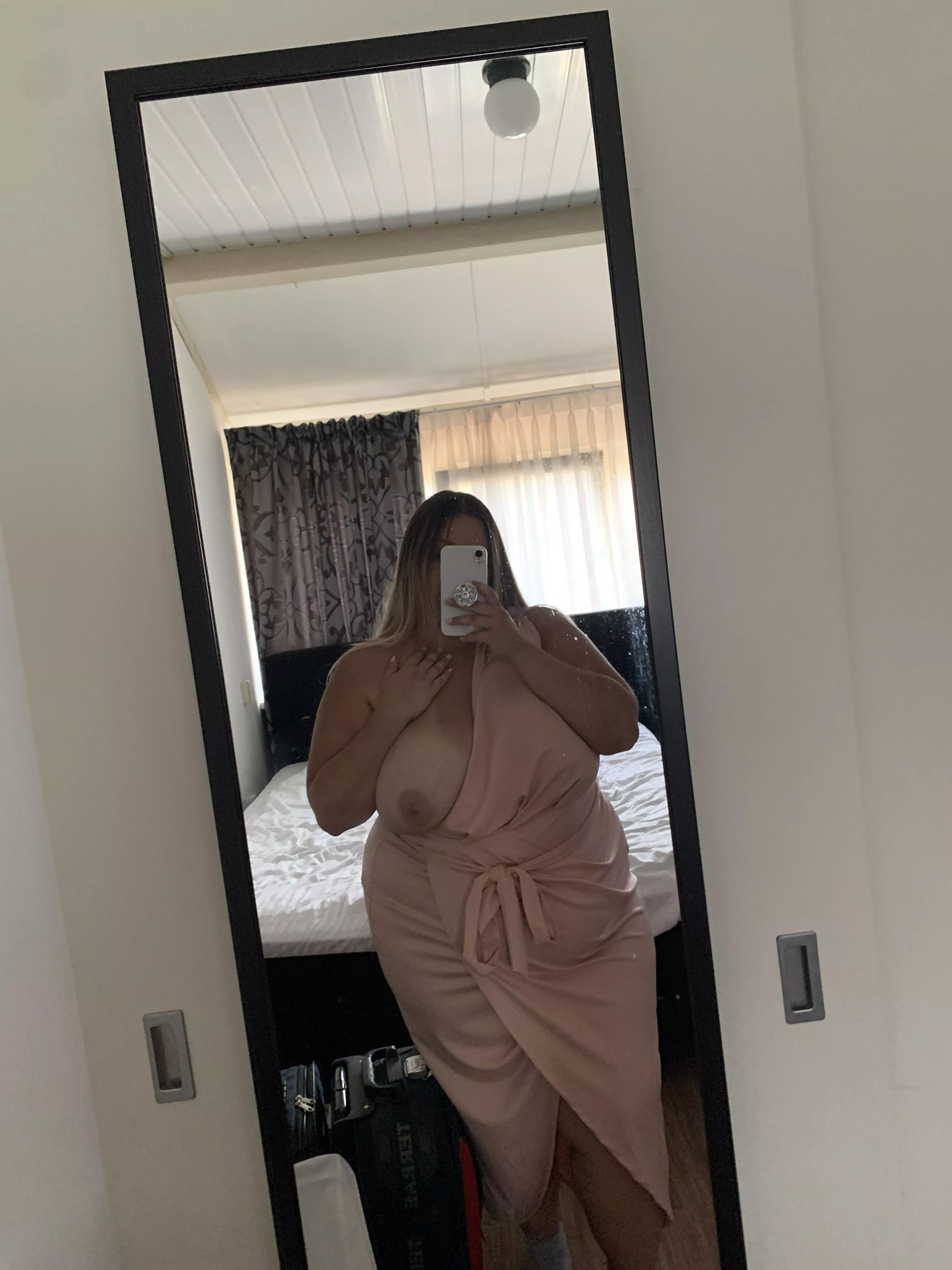 Want to see me get juicy? Head over to my Labor Day sale today only! Limited spots link below