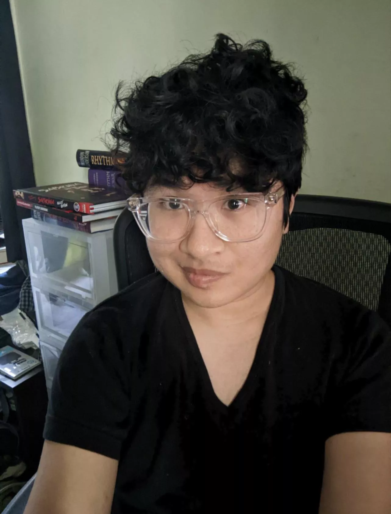 Am I too androgynous for most guys or am I just unattractive?