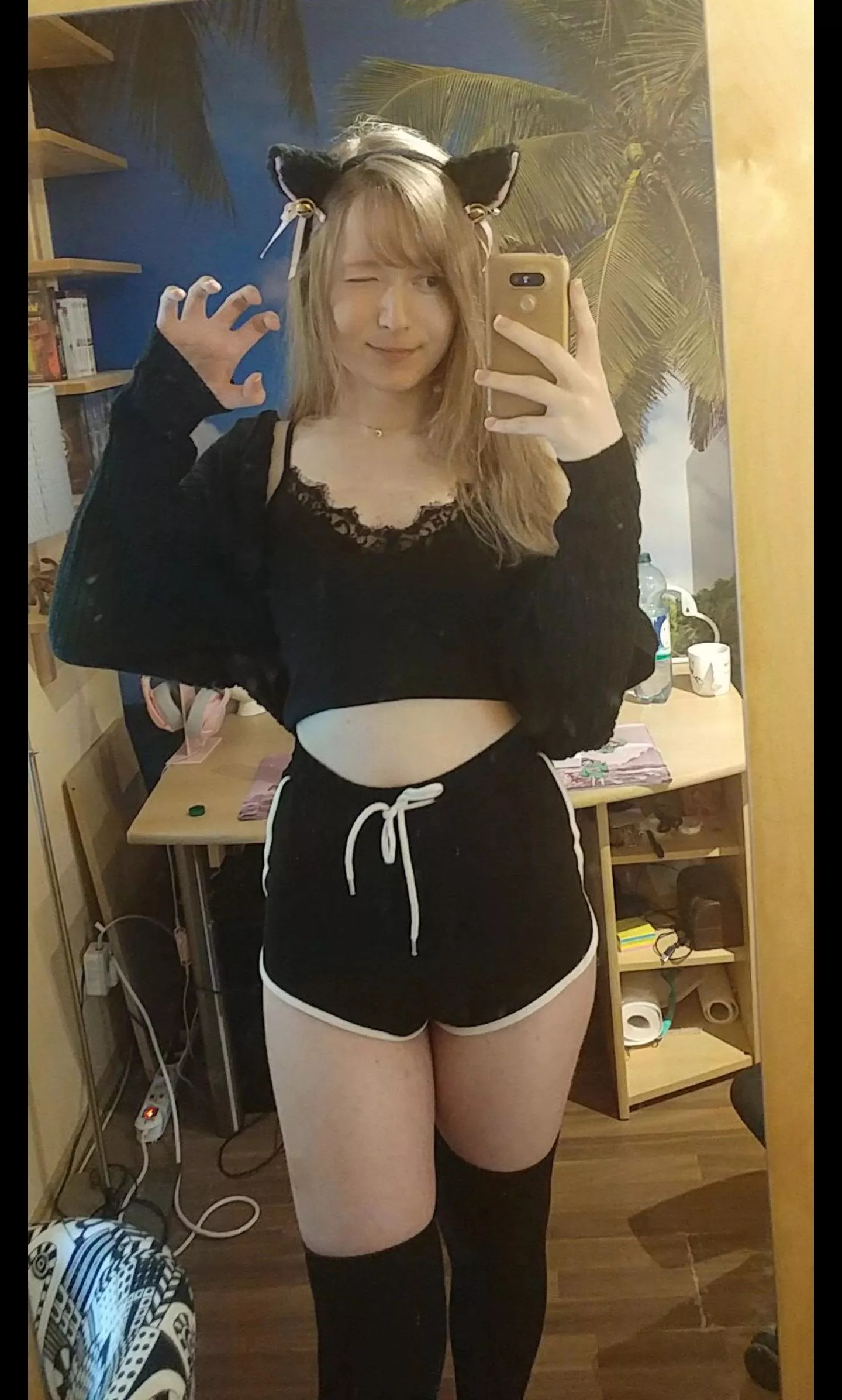 Can i sit on your lap and watch you play games 😽 plsss😖