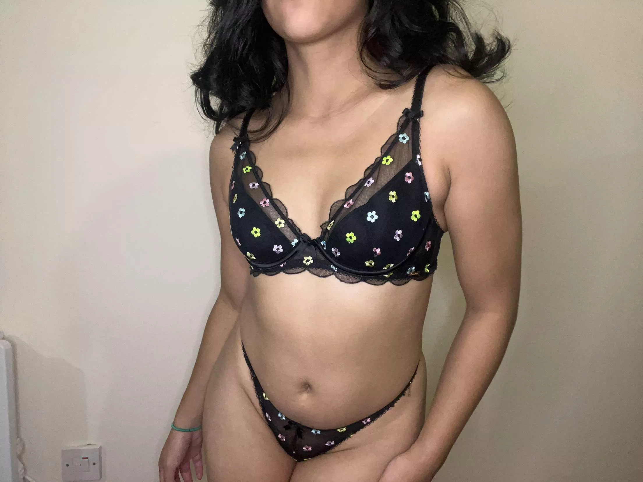 [F] Eek, I think this new set is adorable!!