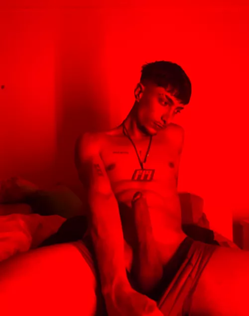 I have it so hard that I think it's going to explode...