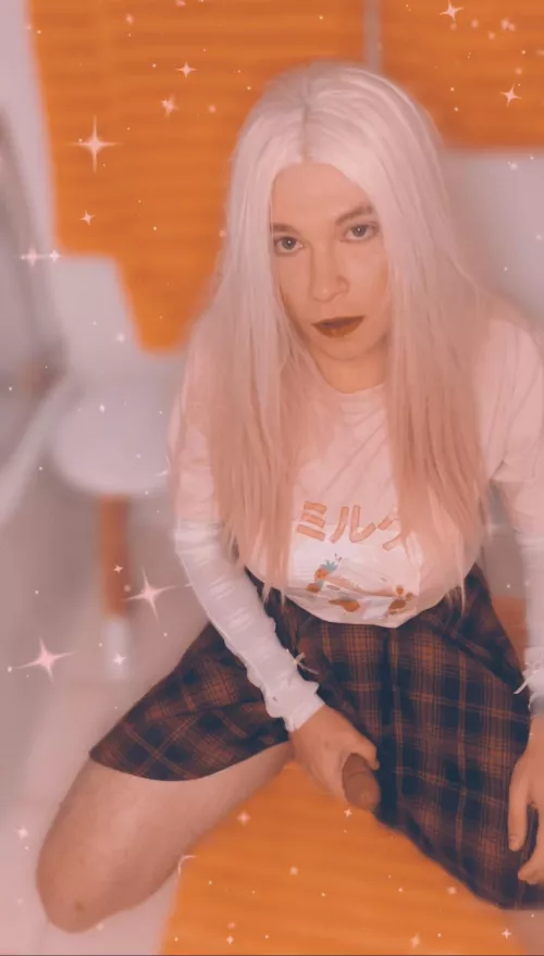 I heard some guys like to see us with our cock out 😅