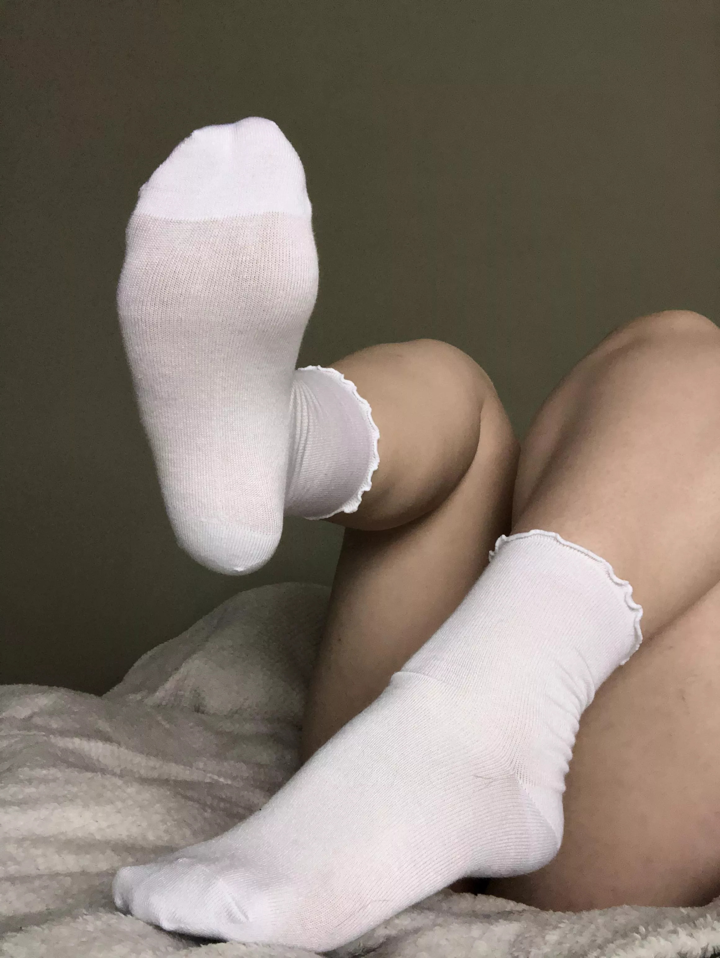 I keep getting my socks so dirty so here’s some brand new frilly white ones😇