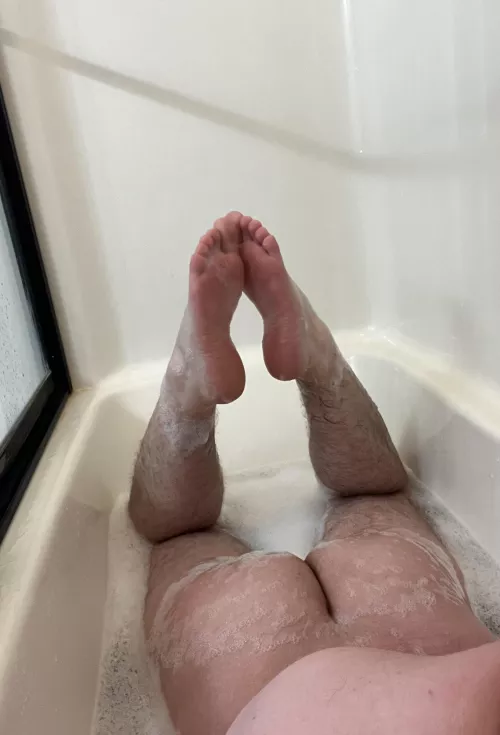 I love showing off my cute tight ass for you all😘