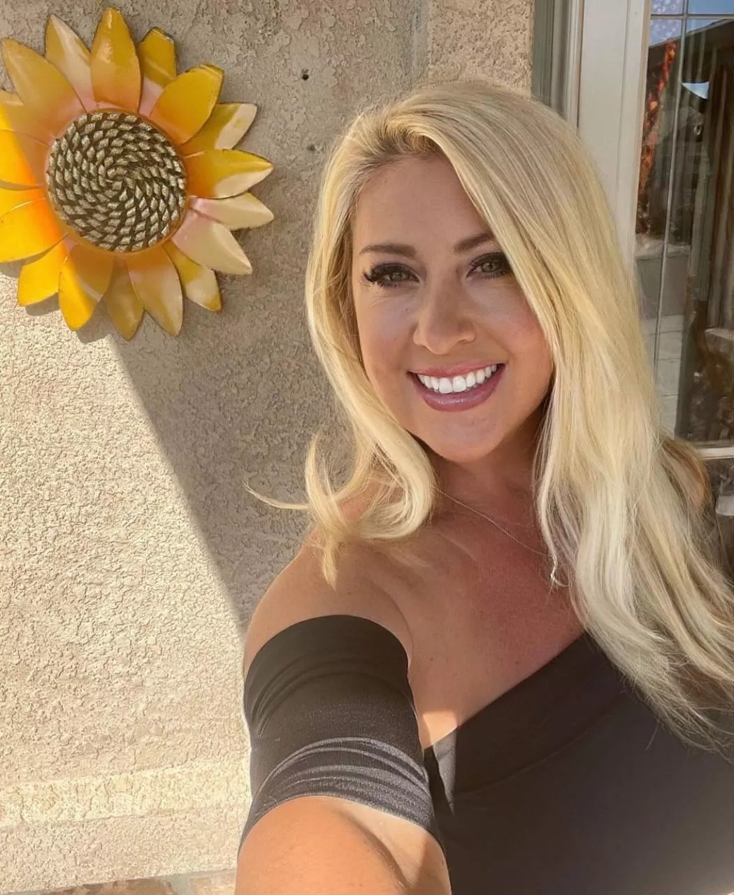 I thought this sub could use a little sunshine today ☀️