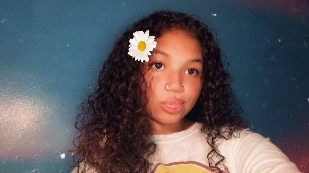 I wonder if my fresh 19 year old face is fuckable