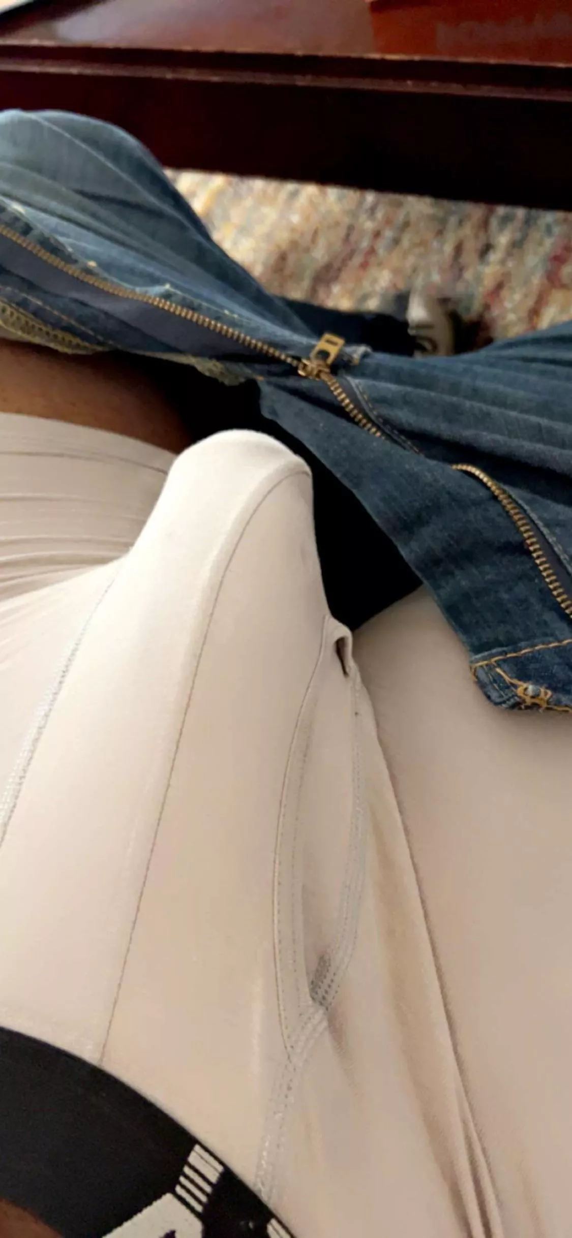 On your knees and sniff 👃